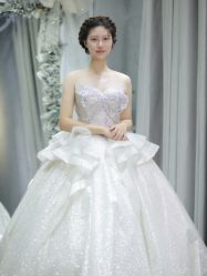 -LOVE SHINE婚纱·红鼎庄龙凤褂·妈妈装定制