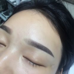 -百秀名媛纹绣美学护肤中心