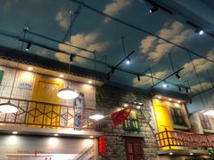 门面-马路边边麻辣烫联盟路店