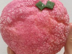 粉嫩小桃面包-嘉华饼屋JOY BAKERY(南屏街店)