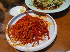 -青瓦餐厅·生鱼片·韩园烤肉(西塔店)