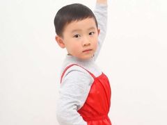 -小荧星艺校(大宁分校)