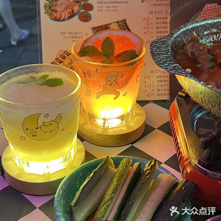 不在韩国在上海 这小酒馆氛围也太好了吧！