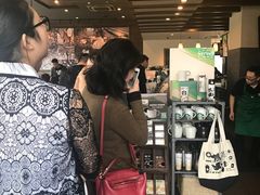 -星巴克(西安曲江银泰店)