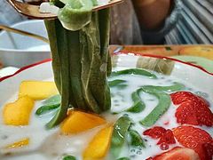 士多啤梨芒果绿茶拉面-甜心妈妈·榴莲星级糖水(北京路总店)