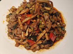 酸笋紫苏炒牛肉-桂小厨广西菜(青秀万达店)