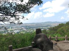 -灵岩山风景区