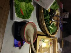 -尚尚仙·酸汤猪手·猪肚鸡火锅(华联万柳购物中心店)