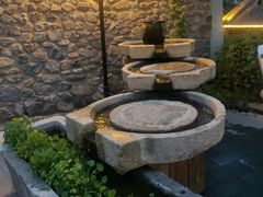 -百里峡七彩艺术小镇