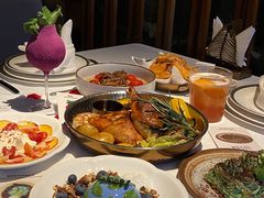 -Mogul Eatery·大亨餐酒馆