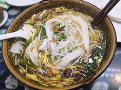 -桥香园云南过桥米线(金马碧鸡店)