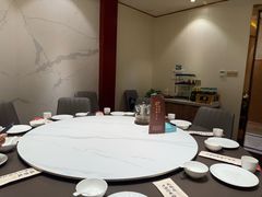 -梅飞酒家(名辉豪庭店)