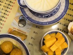 -广信牛奶甜品世家(台东店)