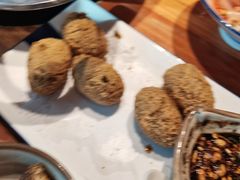 -野山舂·贵州现舂酸汤火锅(鸿通城店)