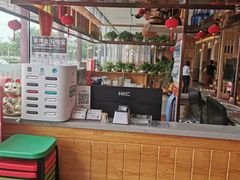 -明何记涮牛肚(品牌首店隋唐植物园南门古城路店)