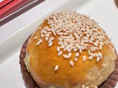 蜜汁叉烧酥-新雅(丰盛里店)