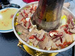 -撒拉人家.酸菜牦牛肉火锅