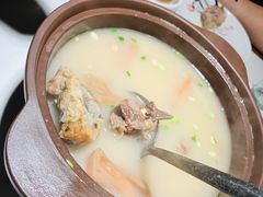 -小凤庭·地道湖北菜武昌鱼·藕汤(38年黄鹤楼店)