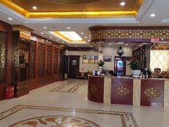 -扬浦大酒楼(平顶山路店)