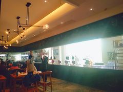 -粤域茶餐厅