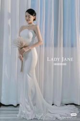 -Lady  Jane高端婚纱礼服馆