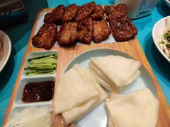 -海鸿荟·沿江菜(中山北路店)