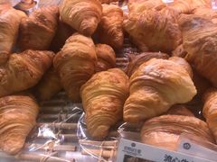 流心牛角-昆明冠生园·蛋糕·面包(朗悦湾店)