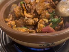 -胡须佬鸡煲四季火锅店(石厦西村直营店)
