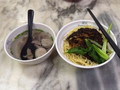 -颂记牛肉粉