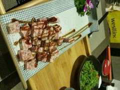 -HIHE Bistro·Oyster Bar(华熙live店)