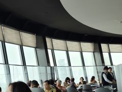 -亚洲国际大酒店·云顶阁旋转自助餐厅