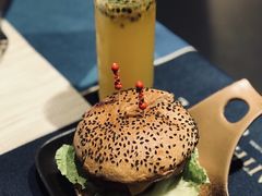 -又见马甲M8融合西餐厅(厦门体育中心店)