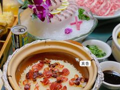 腊味煲仔饭-金龙·打边炉(南京西路店)