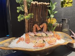 -蟹犇前•帝王蟹雪蟹(陆家嘴店)