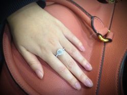 点击看大图 iphone_upload_pic-威德钻石-克拉钻大本营(南京东路店)