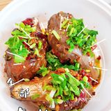 兔兔这么可爱，当然要吃兔兔[胜利]