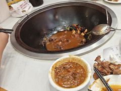 -鲁员外地锅鸡地锅鱼(古墩路店)