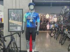 -迪卡侬(越秀公园店)