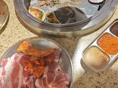 -姜胖胖韩式自助烤肉(光明万达店)