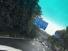 -上海南站-停车场