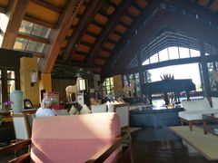 -三亚湾海居铂尔曼度假酒店