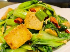 -东家小院金汤酸菜鱼(南阳路店)