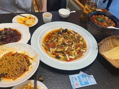 -万重锦·人文川菜馆(骡马市店)