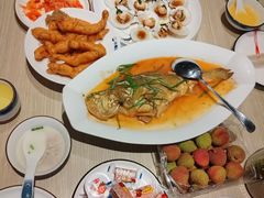 -小船渔村•大连菜•大连焖鱼(黄河路店)