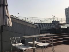 -UNI UNI(环亚凯瑟琳店)