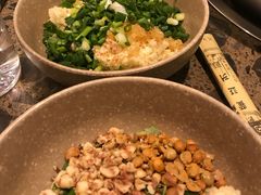 -肖肖酸萝卜鱼火锅(总店)