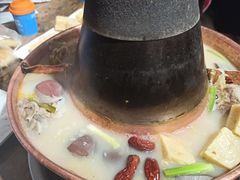 -老蜀铜火锅·酸菜脊骨·麻辣羊蝎子(热闹路店)