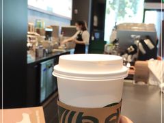 -星巴克(杭州湖滨银泰E区店)
