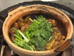 -八府香鸭·啫啫煲(华山路店)