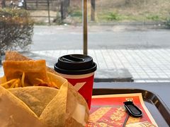 美式-肯德基(蓝谷地DT店)